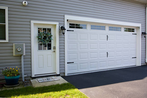 24/7 Emergency Garage Door Panel Replacement experts in Wilson, NC